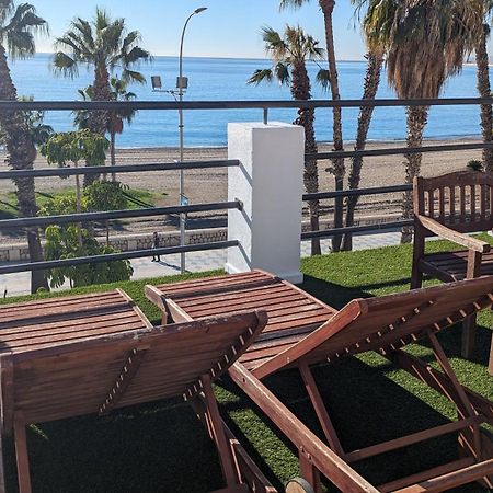 Loft Con Gran Terraza En Primera Linea De Playa Malaga Exterior photo