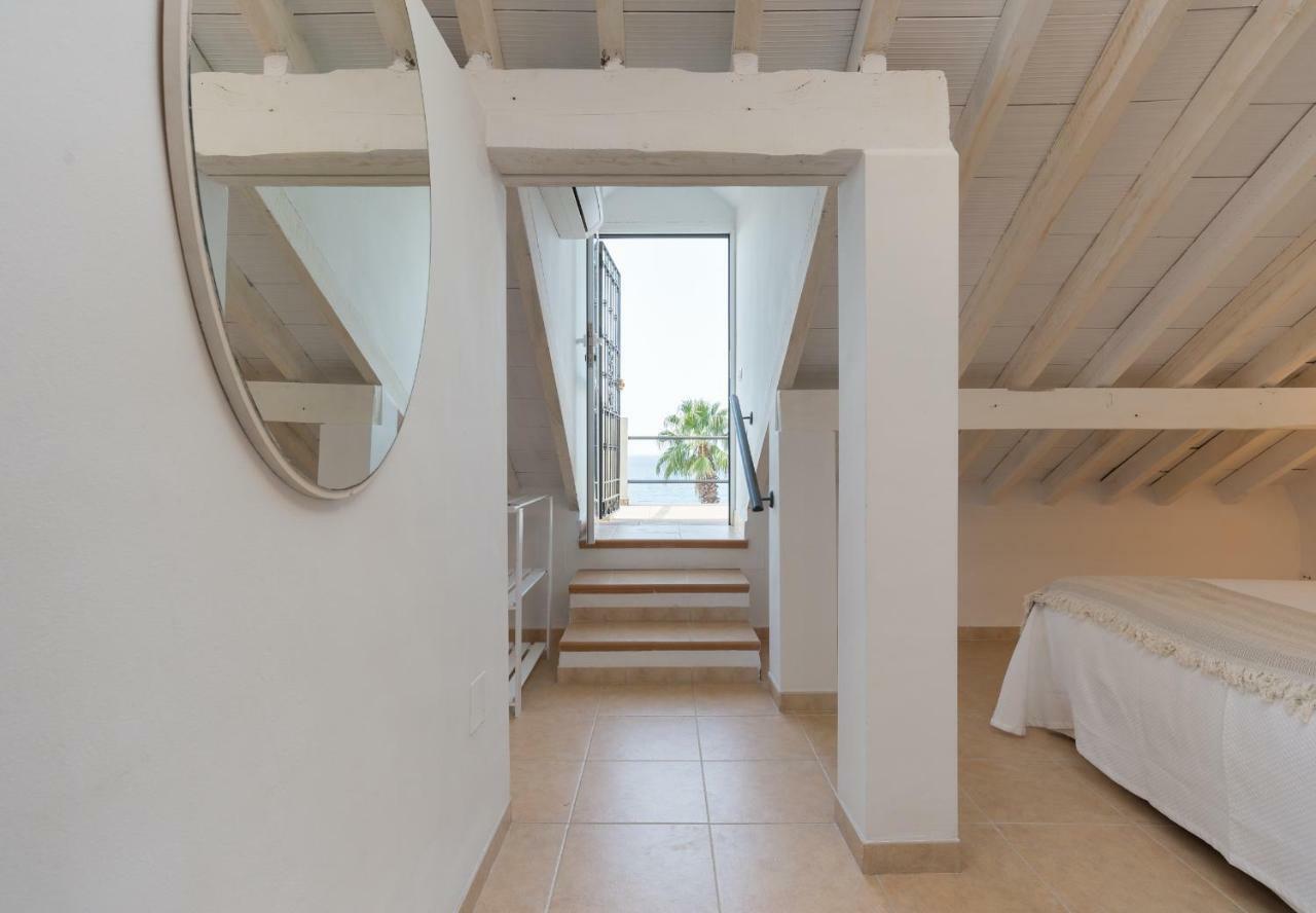Loft Con Gran Terraza En Primera Linea De Playa Malaga Exterior photo